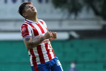 Javier Eduardo López fue comparado con Lionel Messi, pero al parecer podría ya no volver a Chivas.