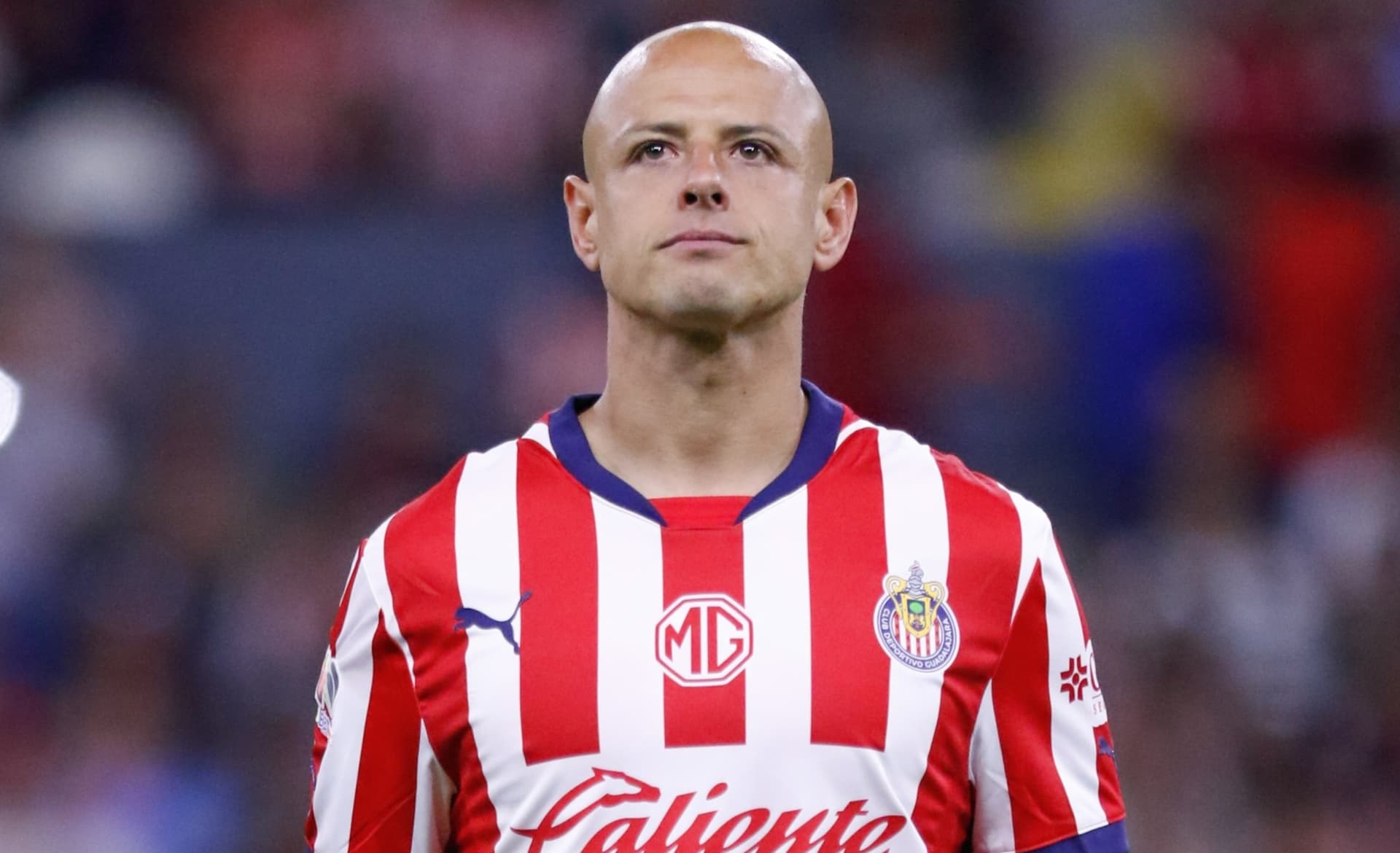 Javier Hernández en protocolo de la Liga MX (Fuente: Mexsports)