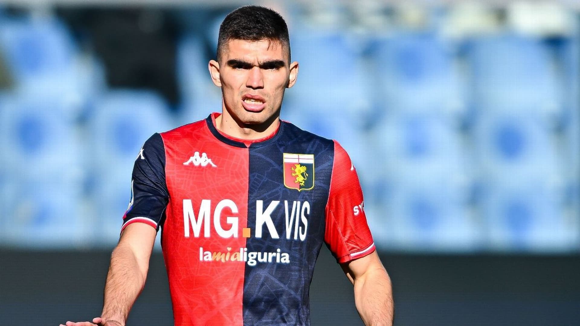 Johan Vásquez en Genoa (Foto: TUDN)