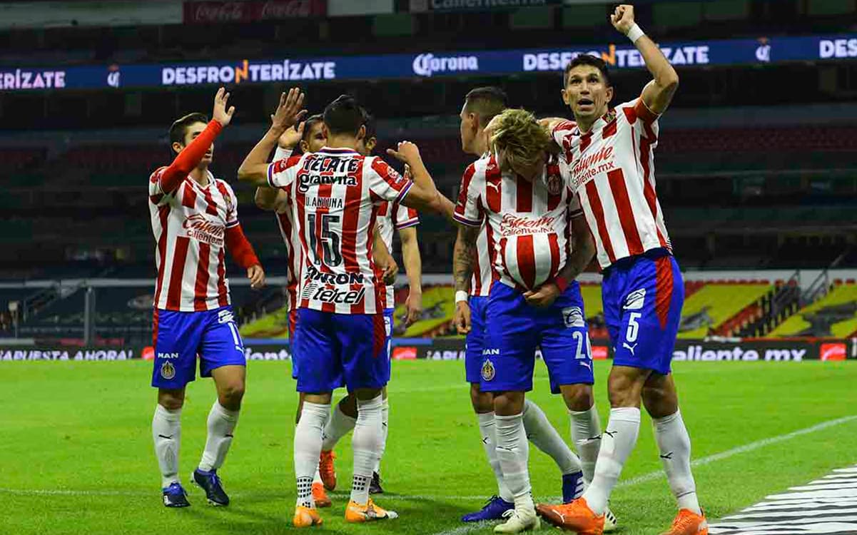Jugadores como Luis Olivas y Ángel Zaldívar tuvieron mejor desempeño en el torneo que los jugadores mejor pagados en Chivas.