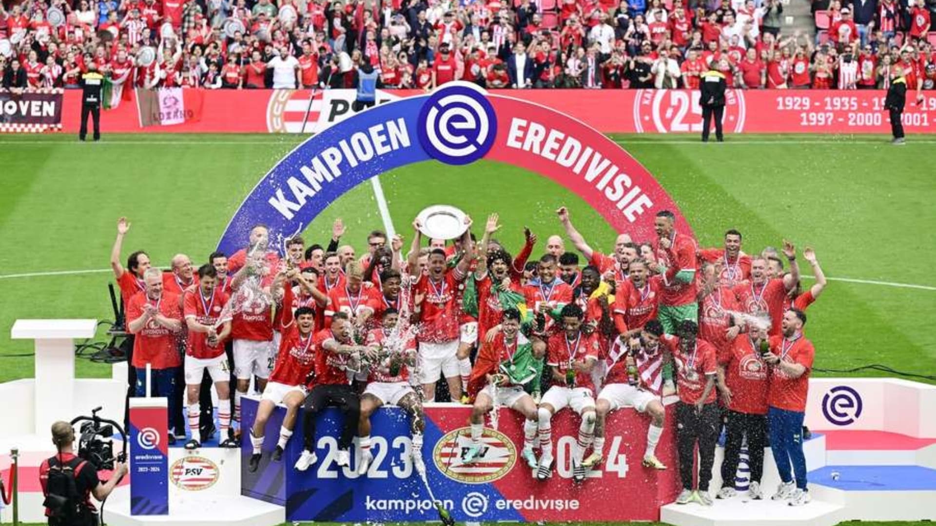 Jugadores de PSV de Holanda (Foto: Flashscore).