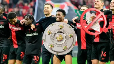 Jugadores del Leverkusen festejan el título de Bundes Liga / EFE