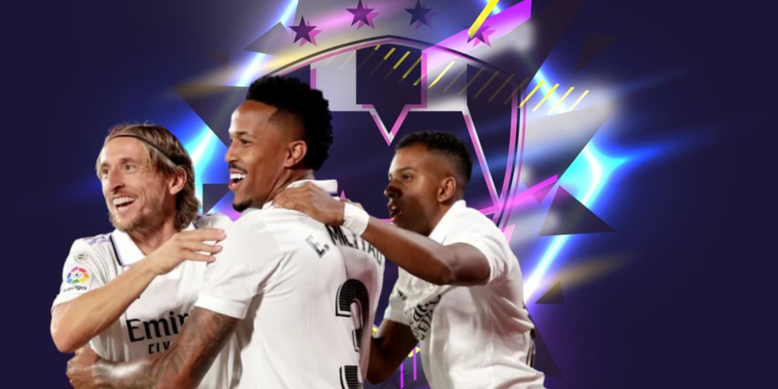Jugadores del Real Madrid junto al escudo de Rayados / FOTO THE SPORTING NEWS