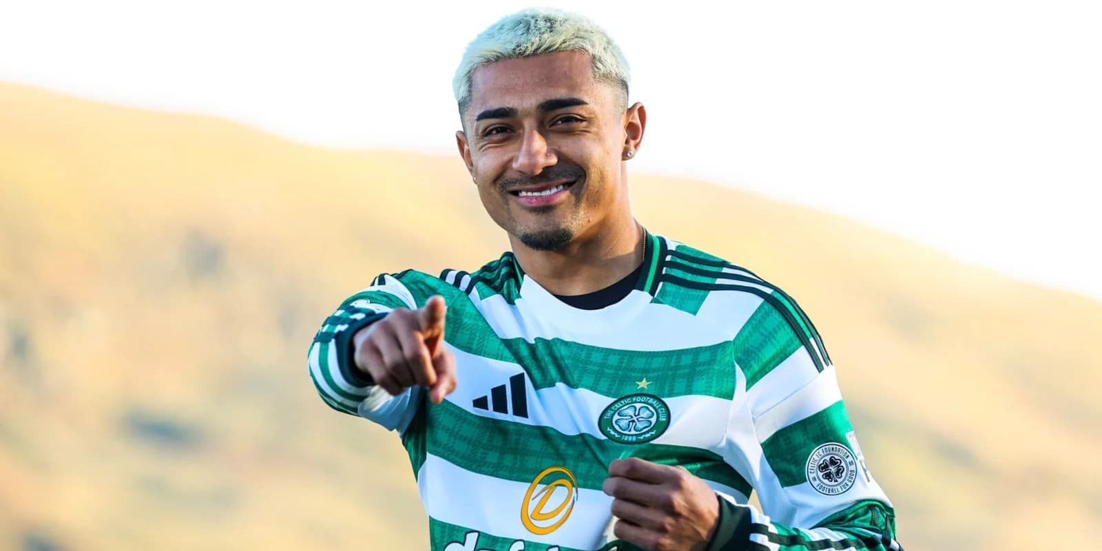 Julián Araujo no recibe la mejor de las noticias tras su fichaje por Celtic