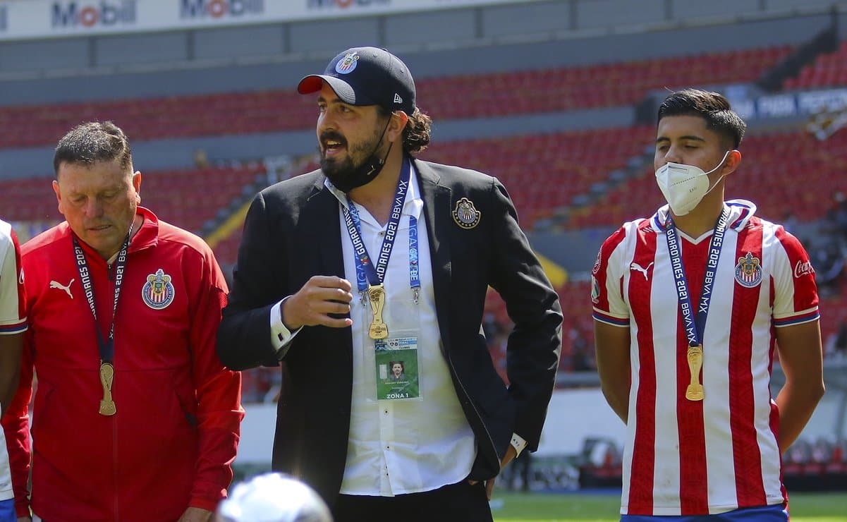 Jürgen Damm tampoco llegará a Chivas, pues Amaury Vergara no estaría dispuesto a pagar su alto salario.