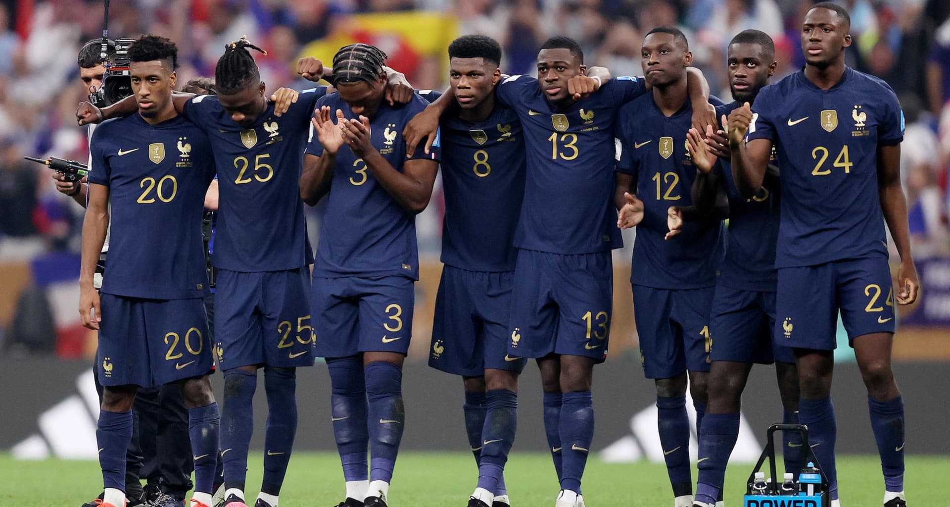 La baja que tiene Francia, si pasa y el Tri también lo hace, el cuadro galo tendrá una sensible ausencia.