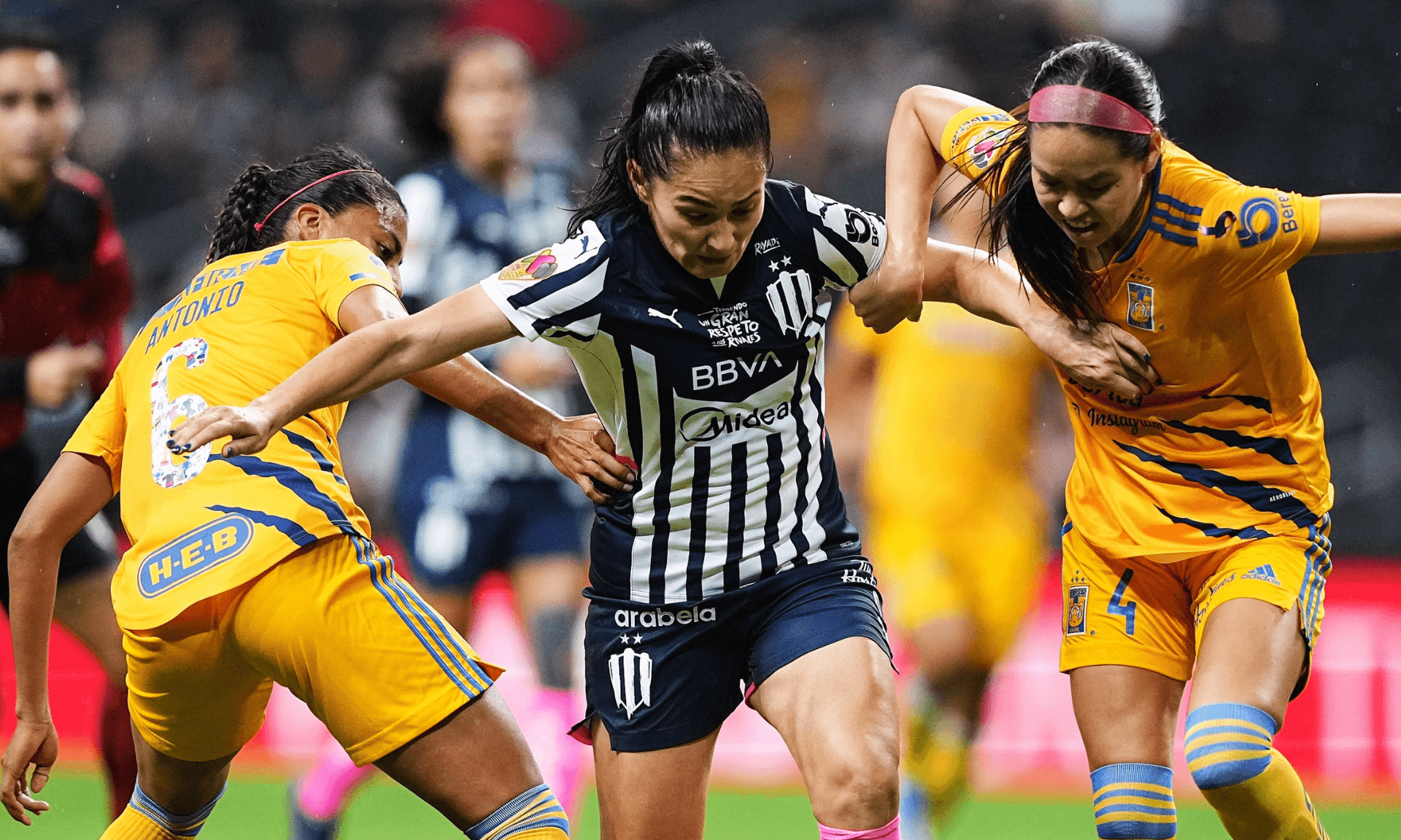 La delantera de las Rayadas de Monterrey pelea el título de goleo del actual torneo