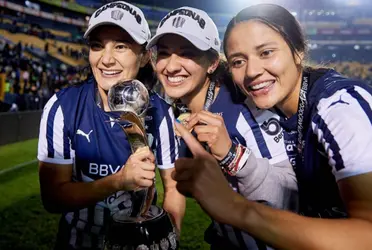 La entrenadora de las Rayadas le dio un toque especial al campeonato obtenido ante Tigres Femenil