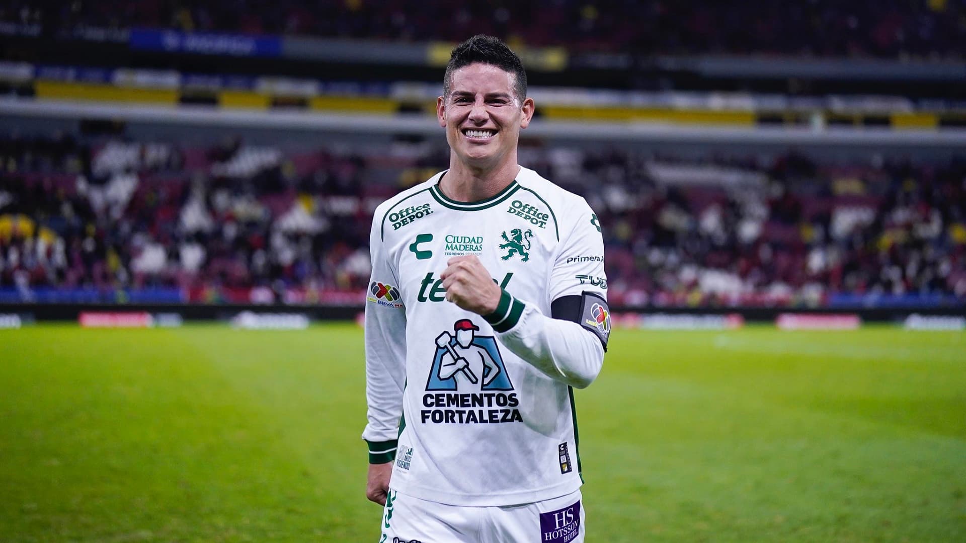 La Liga MX ha sido un destino atractivo para numerosos futbolistas colombianos a lo largo de los años