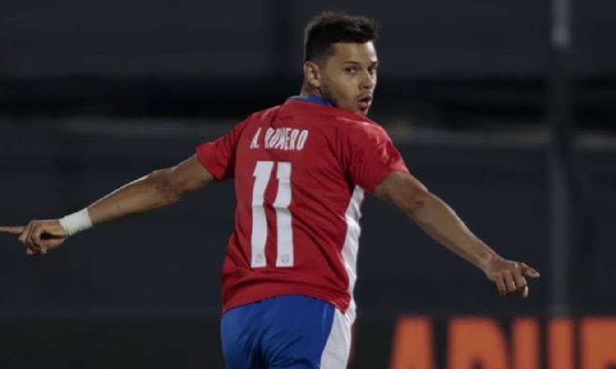 La Máquina cerraría el mercado de fichajes con una “jugada maestra” contra Boca Juniors, ganándole un fichaje.