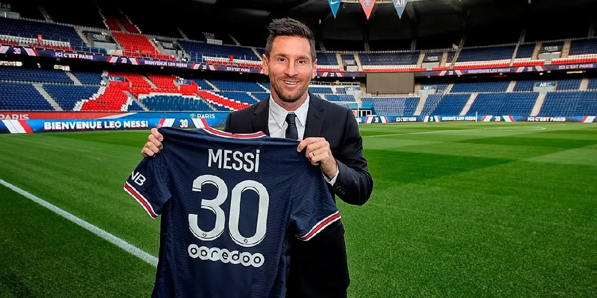 Leo Messi quiere convertirse en la nueva figura del PSG y espera desde la comodidad de su asiento a que Mauricio Pochettino lo ponga dentro del campo. Mientras tanto, el Paris Saint-Germain no deja de vender camisetas de La Pulga.
