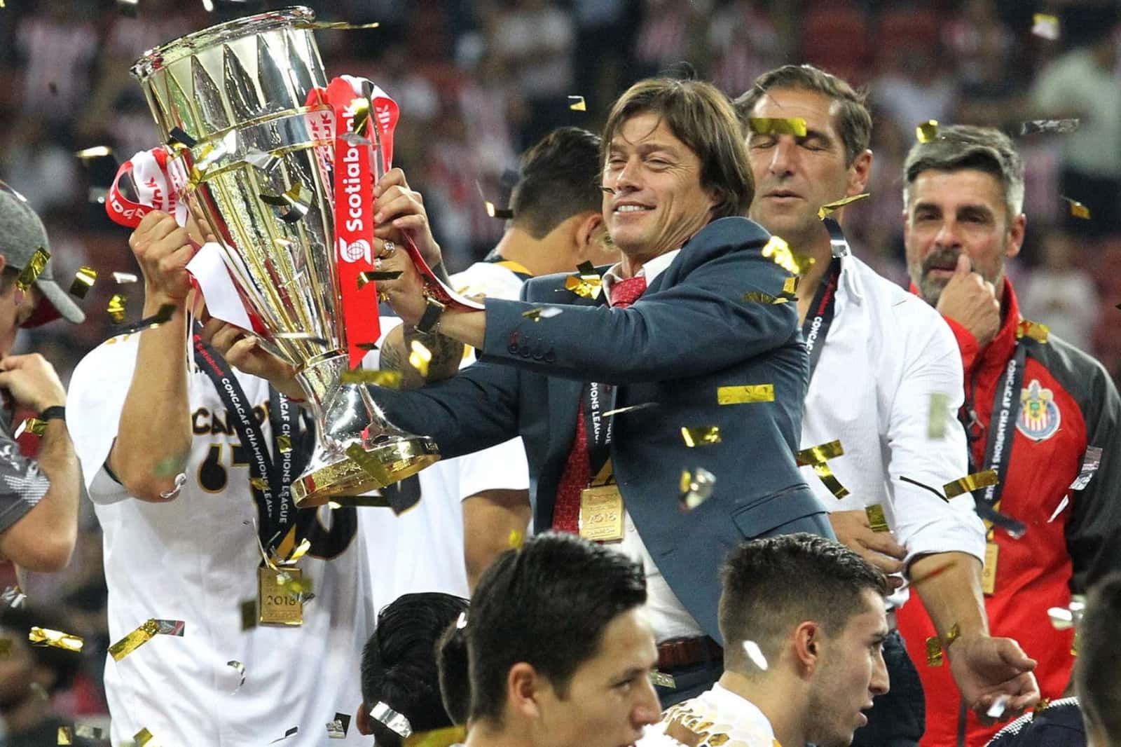 Levantó un título con Chivas, migró a Europa y ahora participará en la Premier League la siguiente temporada