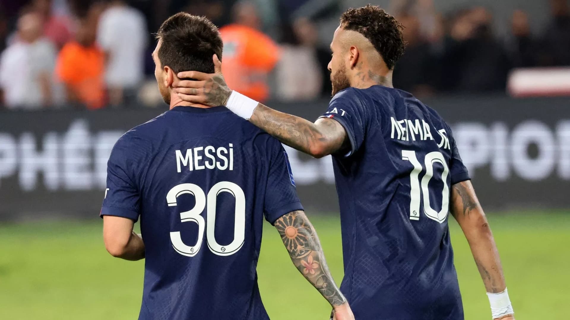 Lionel Messi y Neymar. FOTO: FIFA