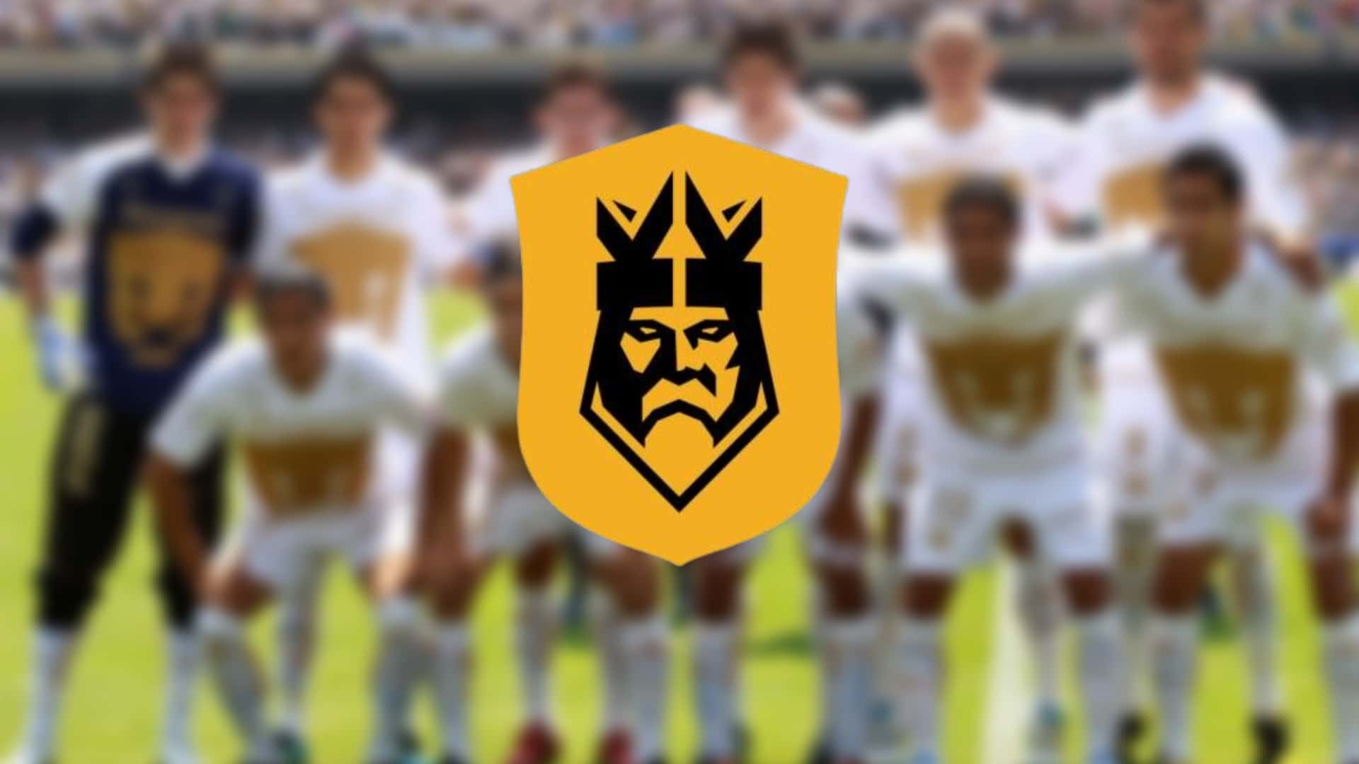 Logo de Kings League y Pumas 2011 / Imagen: Bolavip