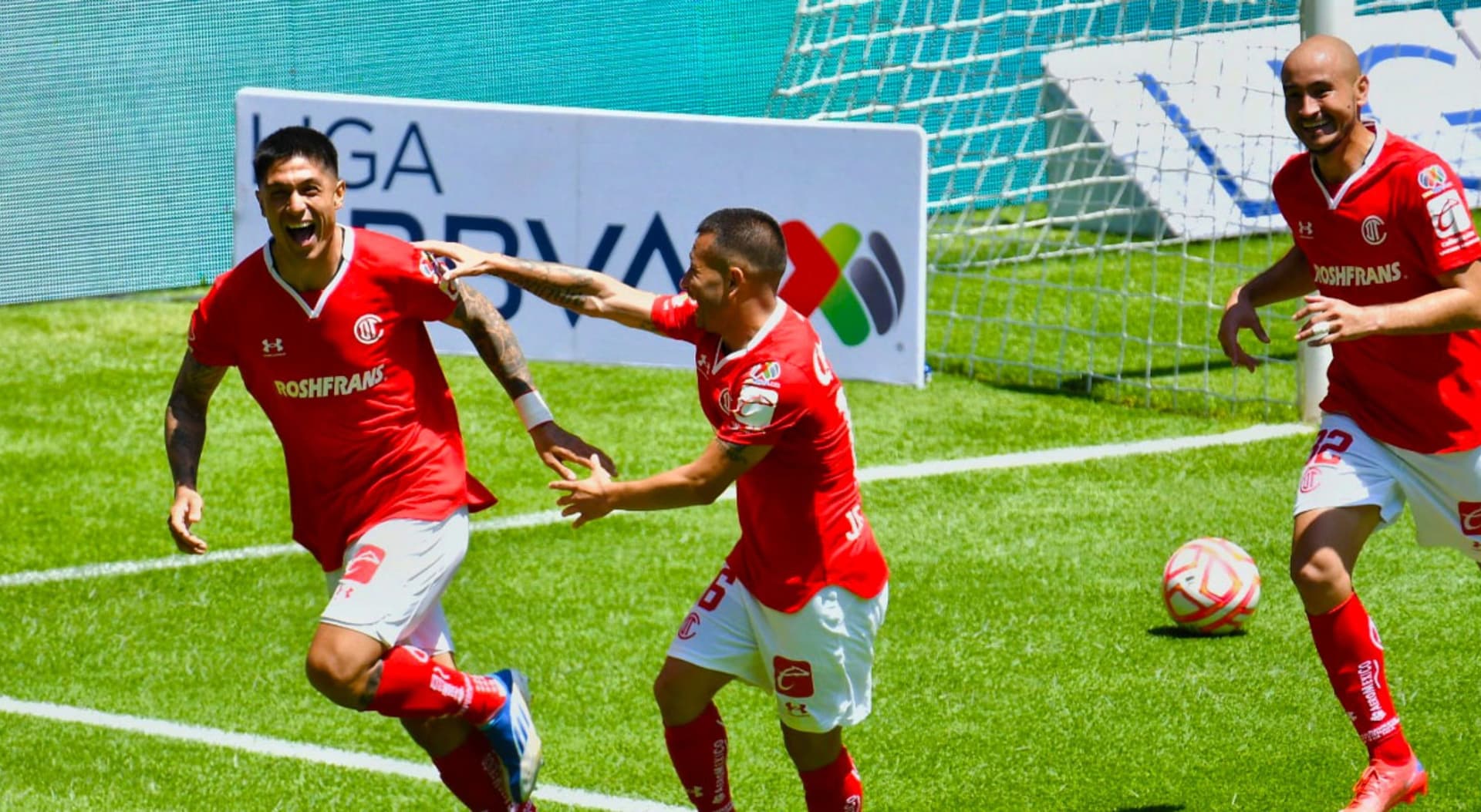 Los Diablos le ganaron al bicampeón