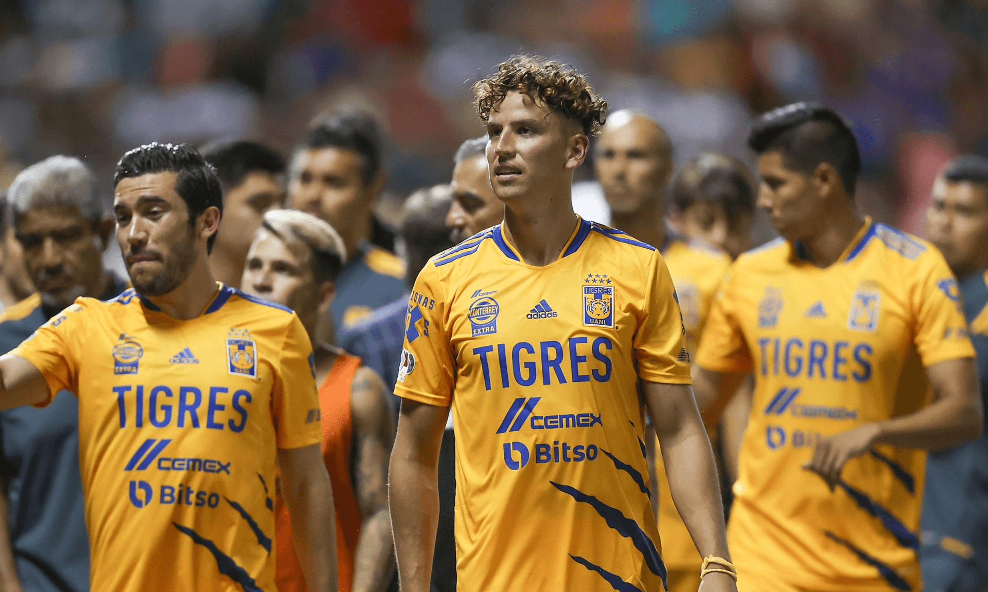 Los felinos cayeron en su primer partido amistoso, Santos ligó un segundo triunfo