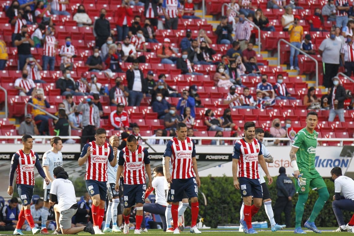Los malos resultados es recurrente en Chivas, elementos estarían relegados a la banca