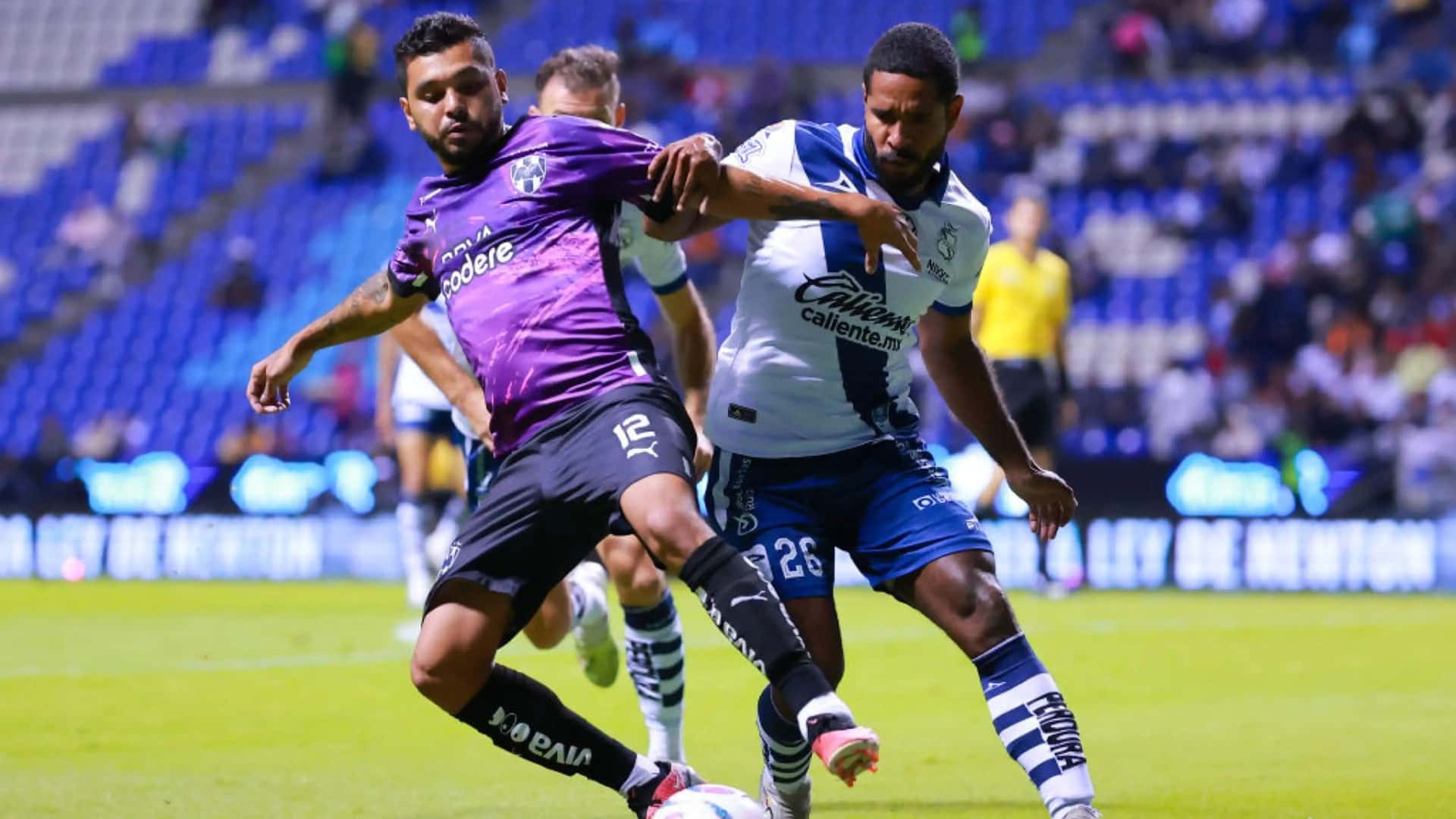 Los Rayados reciben a la Franja en un duelo que luce un tanto disparejo.