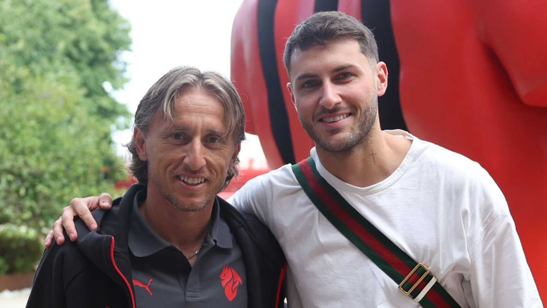 Luka Modric y Santiago Giménez