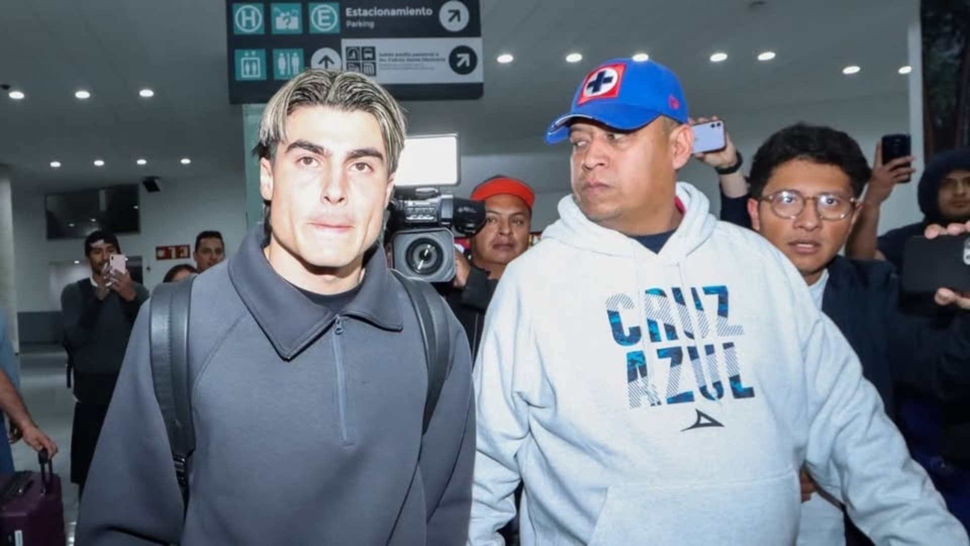 Luka Romero ya tiene nuevo apodo por parte de la afición de Cruz Azul | Foto: X
