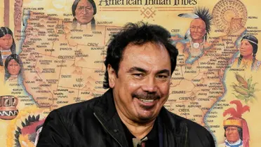 Mapa de las tribus de Estados Unidos y Hugo Sánchez / El Debate