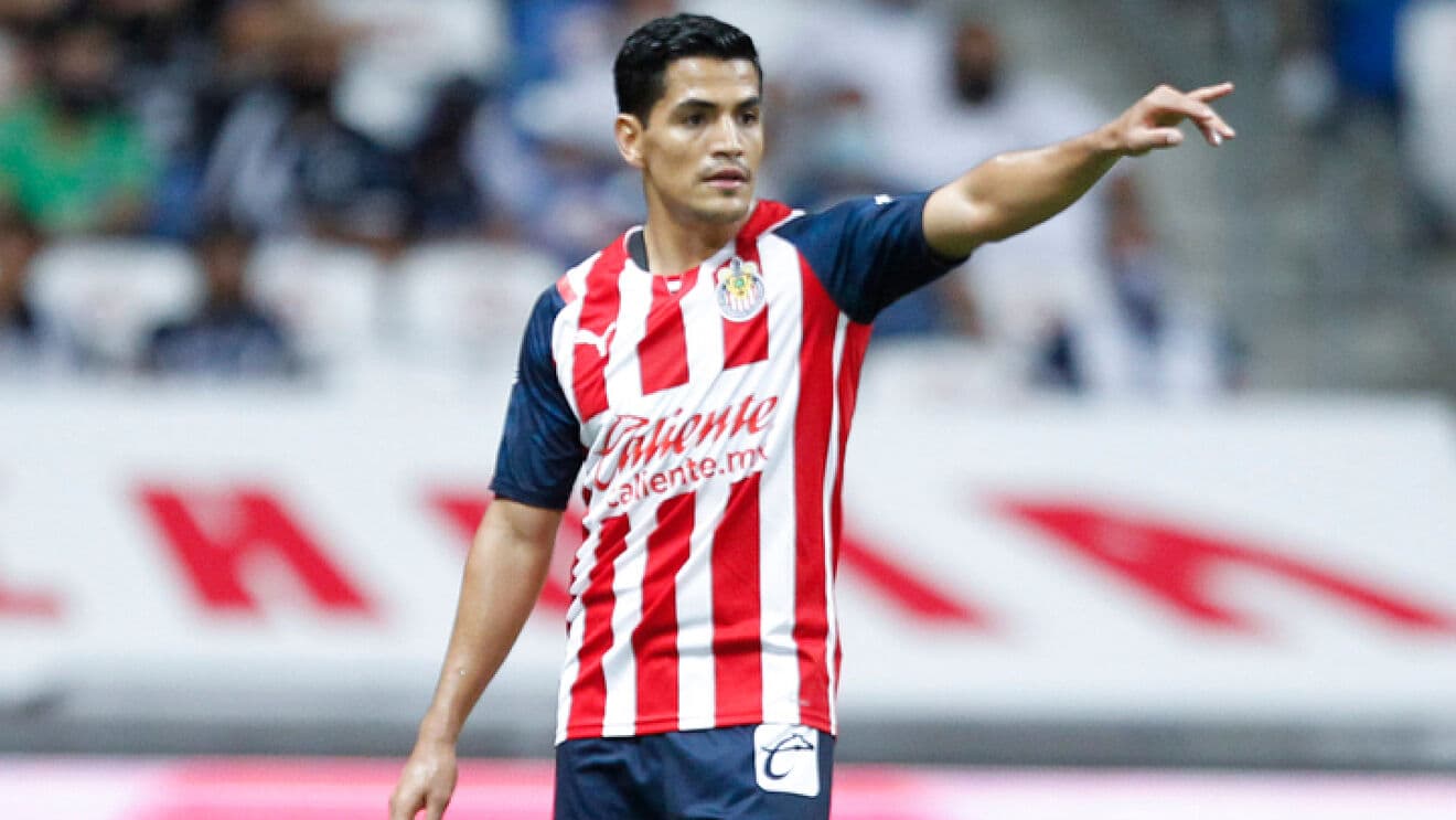 Marcelo Michel Leaño no tendría en mente al "Chapo" Sánchez como titular, y buscaría llevar a otro lateral derecho como Vladimir Loroña.