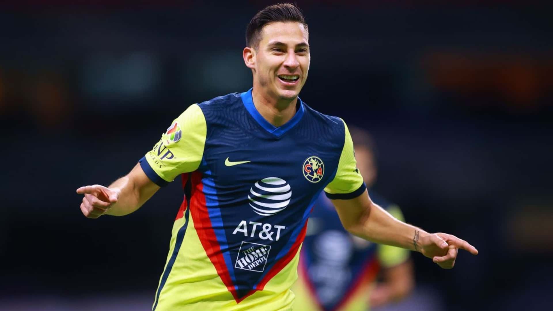 Mauro Lainez con la camiseta del Club América. (Foto: ESPN)