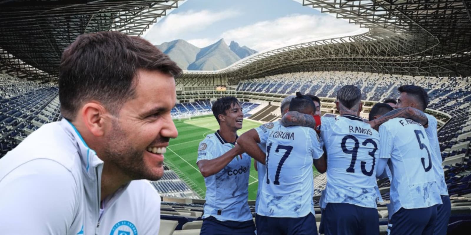 Nicolás Larcamón junto a futbolistas de Rayados / FOTO RÉCORD