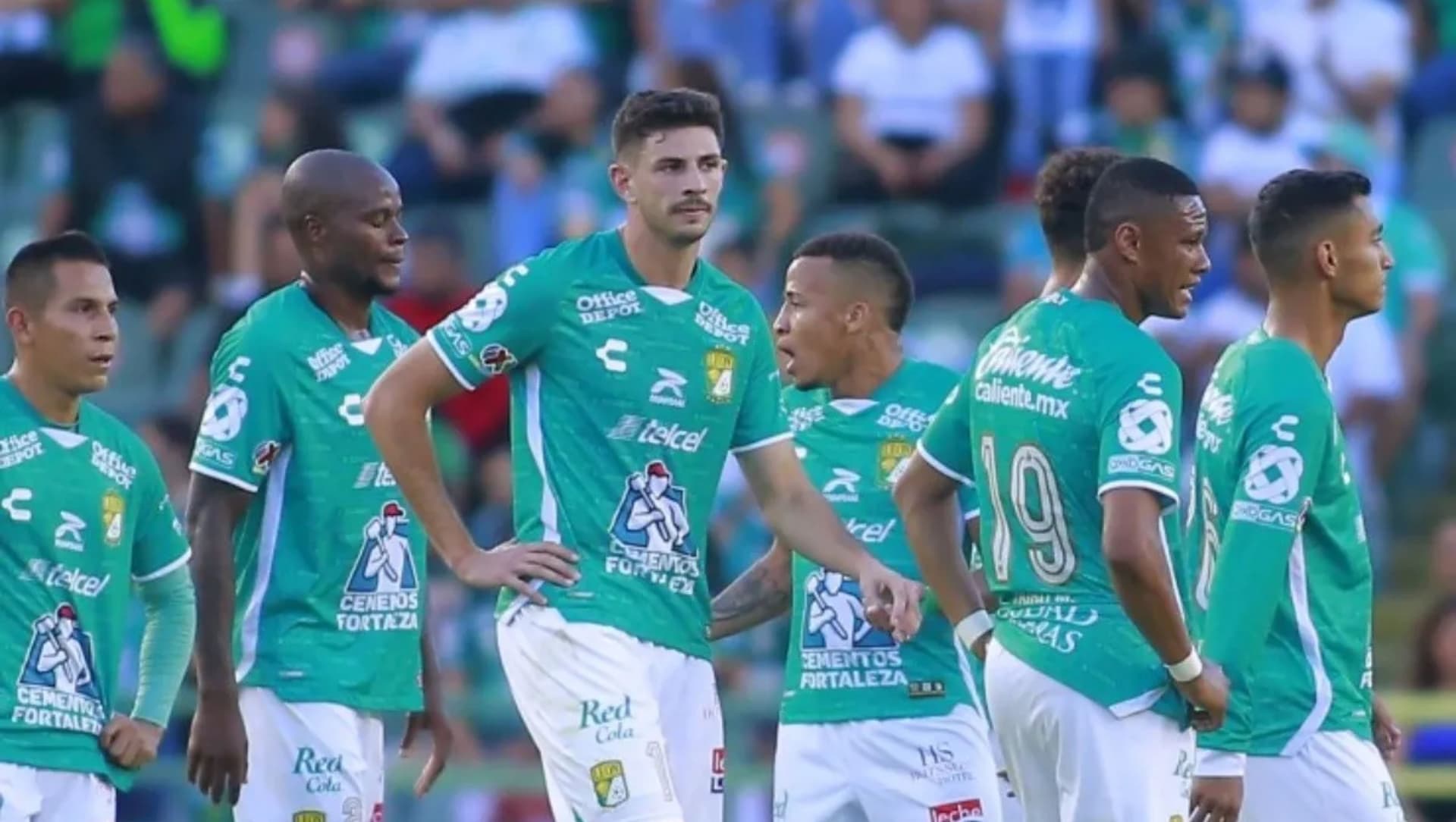 O Los esmeraldas mejoran, o muchos jugadores se marcharán del equipo