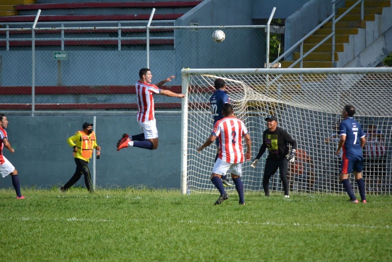 Omar Arellano cuenta con presencia en la liga de Balompié