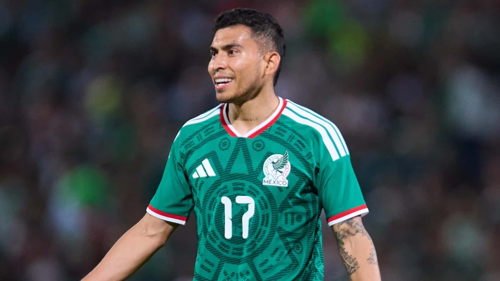 Orbelín Pineda con la selección mexicana