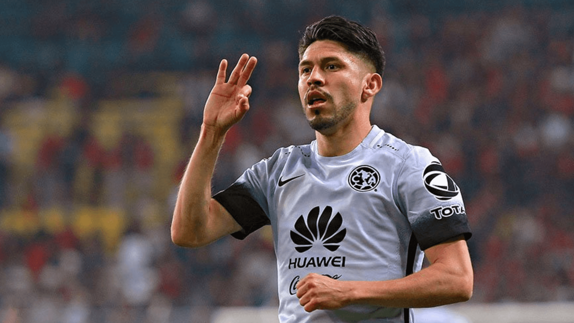 Oribe Peralta jugando para el América. | Foto: X oficial de @LigaBBVAMX