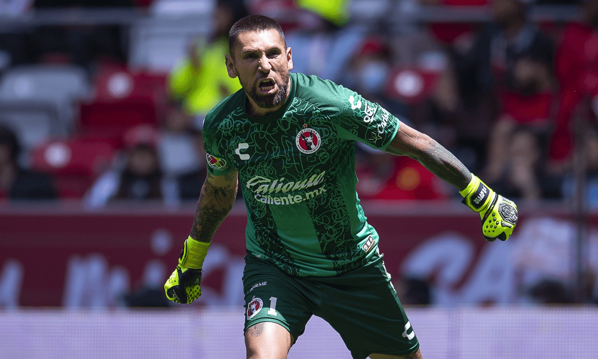 Orozco se volverá a ver las caras con el club de sus amores, a veces destaca, a veces comete errores