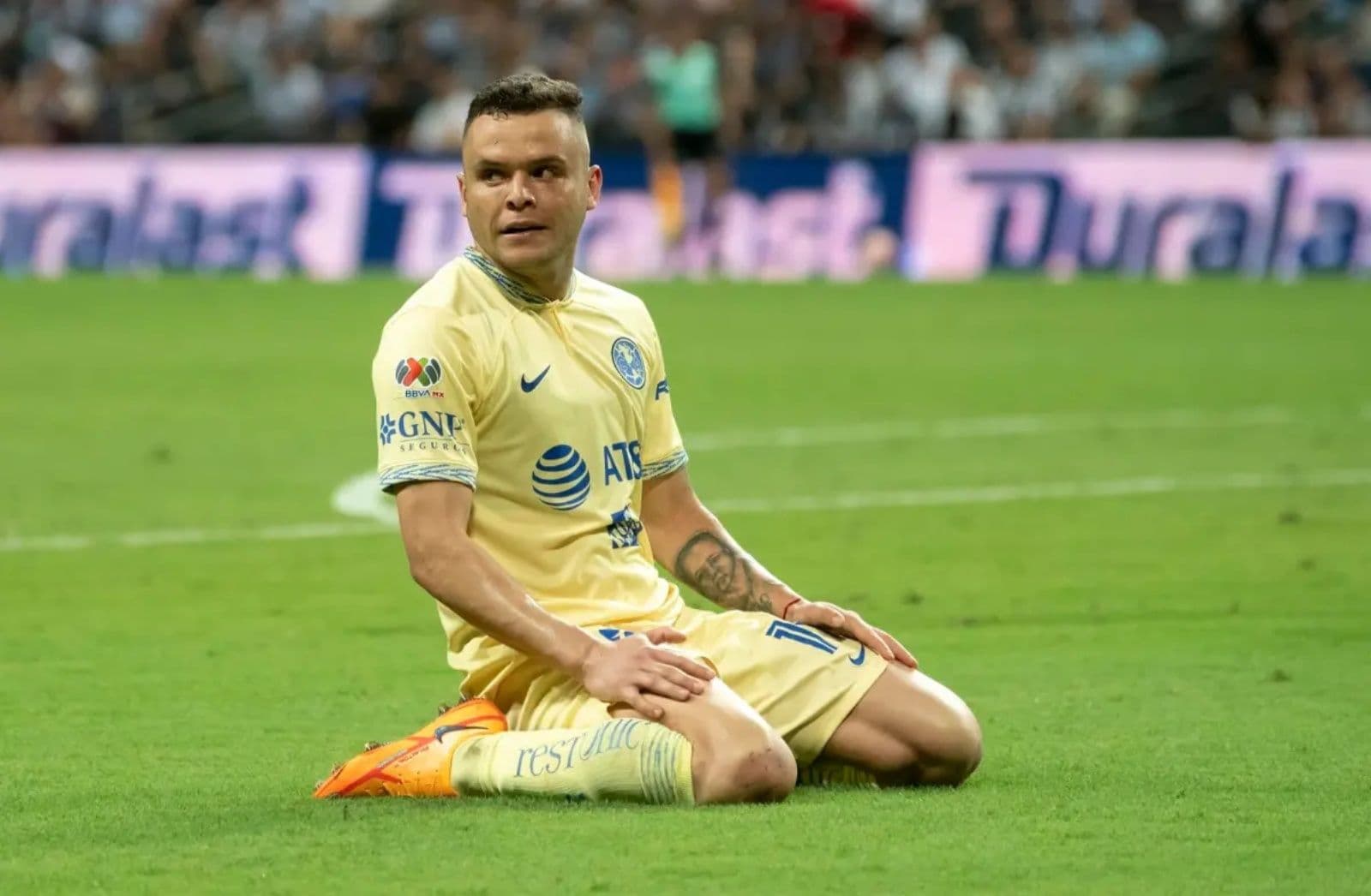 Parece que la felicidad a Jonathan Rodríguez en América le duraría menos de seis meses.