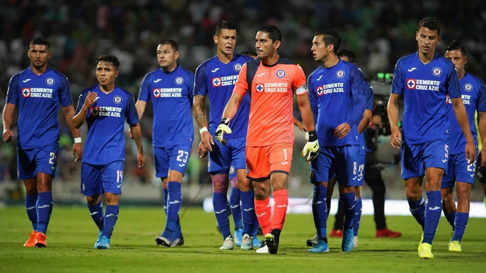 Pasó sin pena ni gloria por Cruz Azul, pero se eserpaban muchas cosas de su carrera