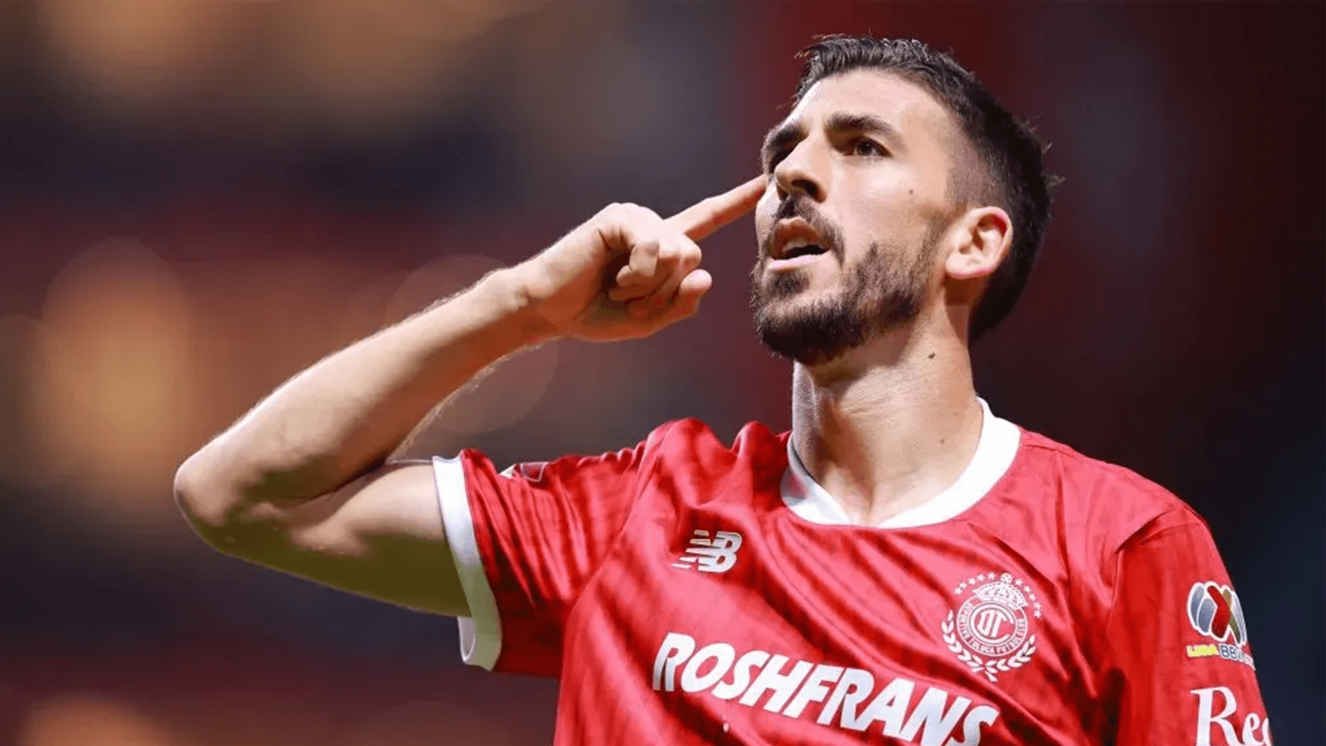Paulinho lídera la tabla de goleo pero dos mexicanos le pisan los talones / Foto: Getty Images