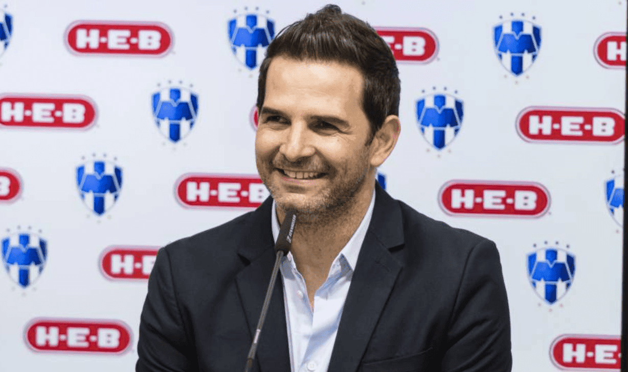 Por fin llegan los refuerzos al Monterrey y ahora Duilio Davino se ganó un nuevo apodo por eso