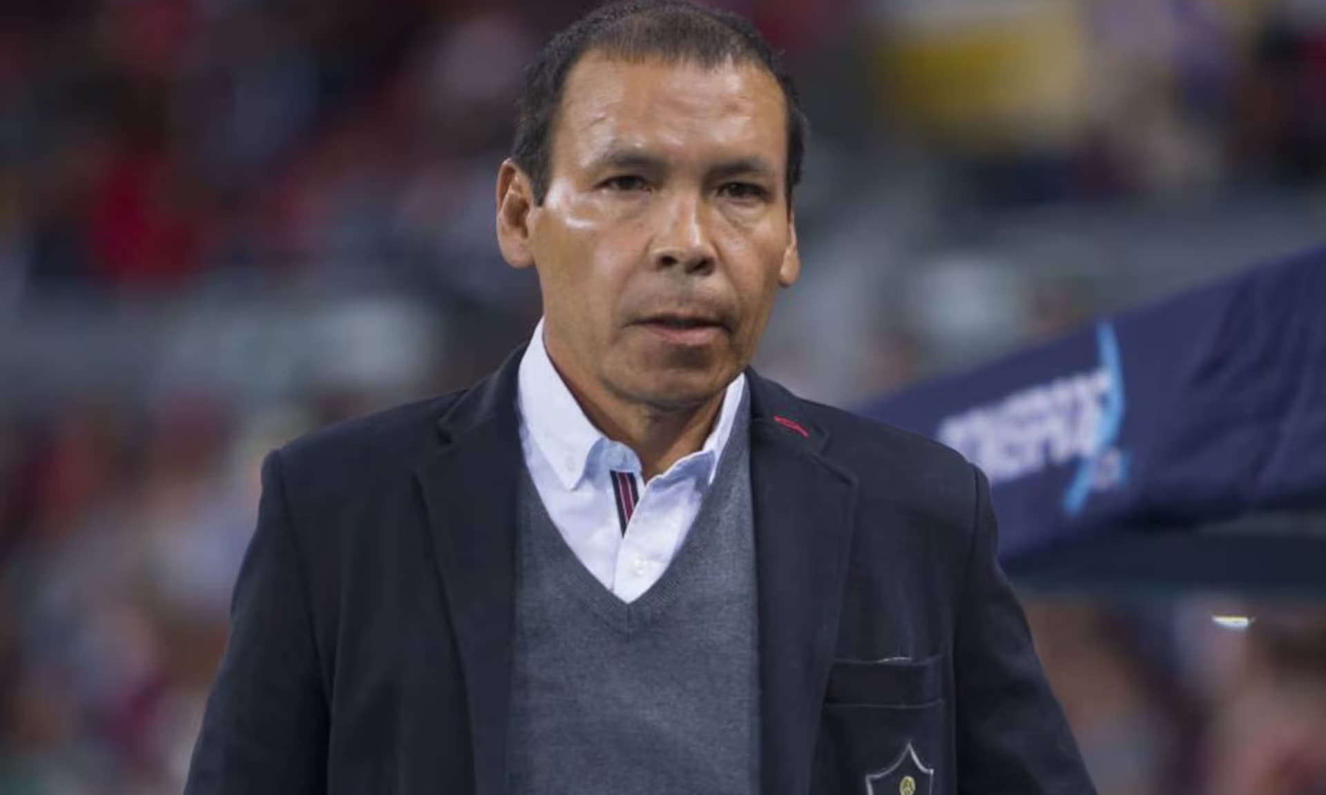 Profe Cruz en la banca de suplentes del cuadro de Necaxa, su último club / Mexsports