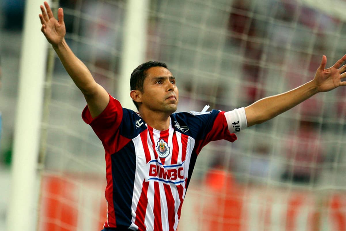 Ramón Morales fue uno de los grandes referentes de los últimos tiempos en Chivas, por lo que sigue siendo querido por la afición aunque no sigue en el futbol.