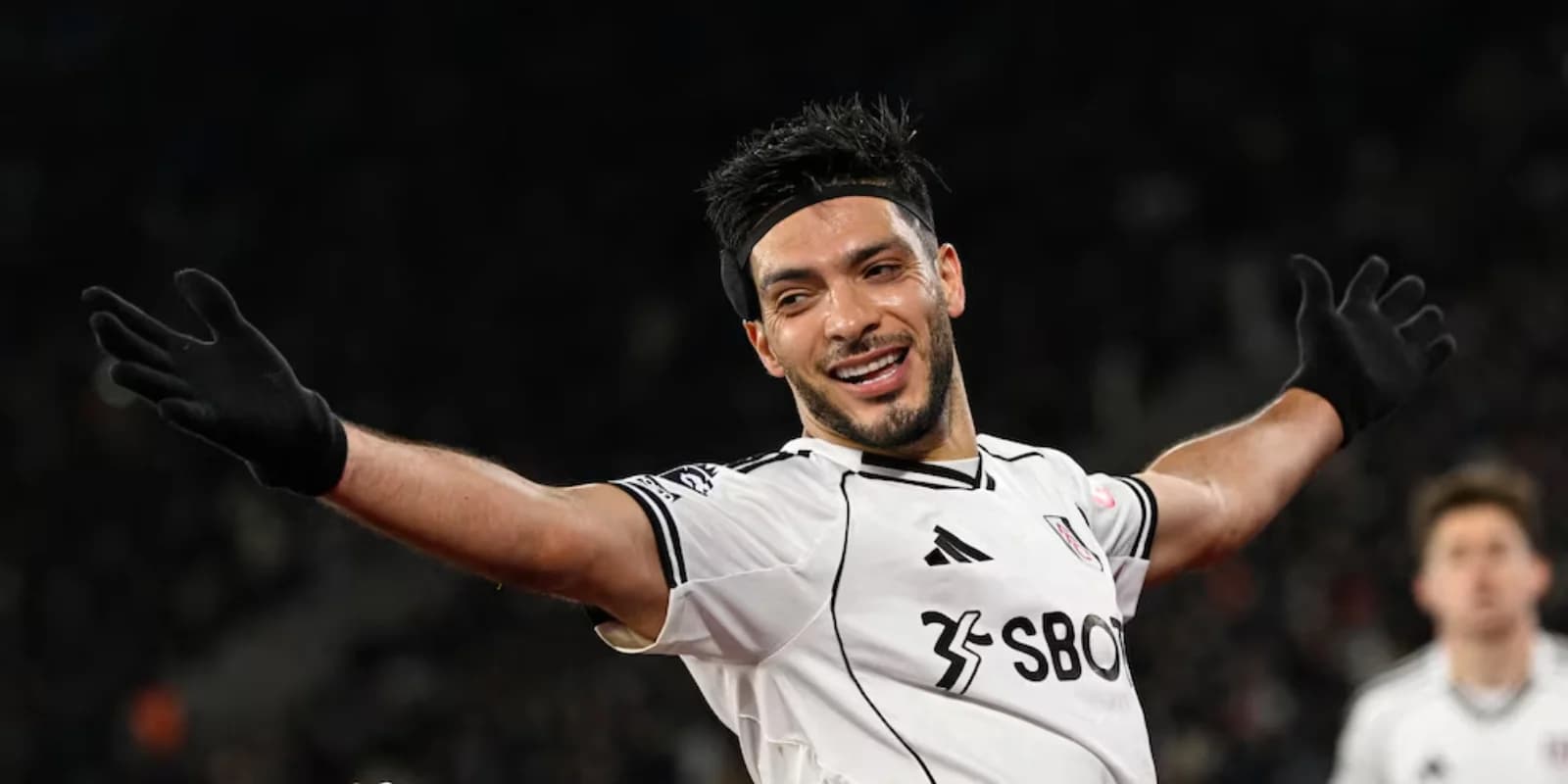 Raúl Jiménez recibió elogios desde Inglaterra y fue nombrado como el MVP del partido ante West Ham