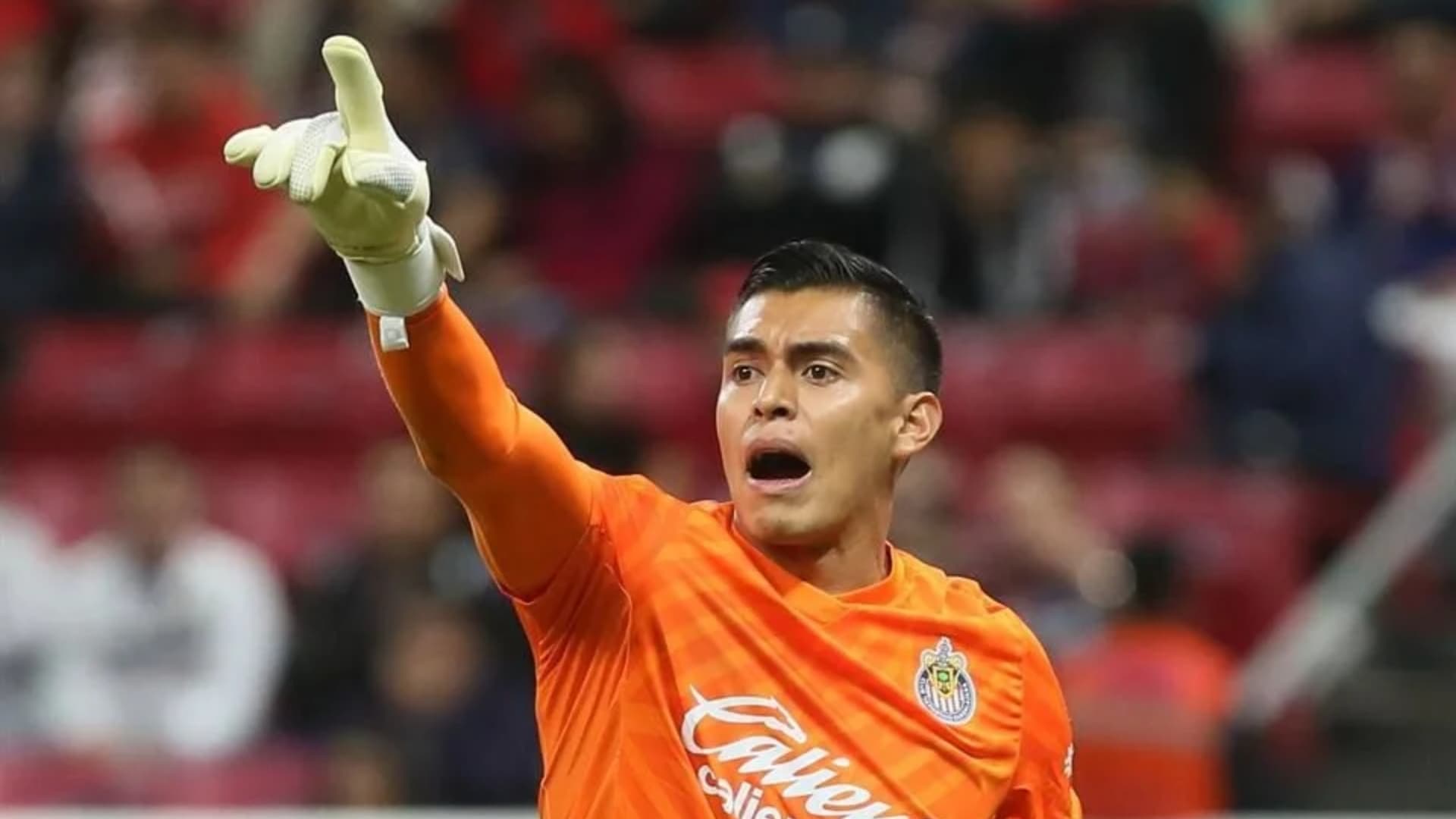 Raúl Rangel ha sido uno de los jugadores de Chvias que más brillaron en el Clásico pero otro se robó los aplausos | Foto: Renee Pérez