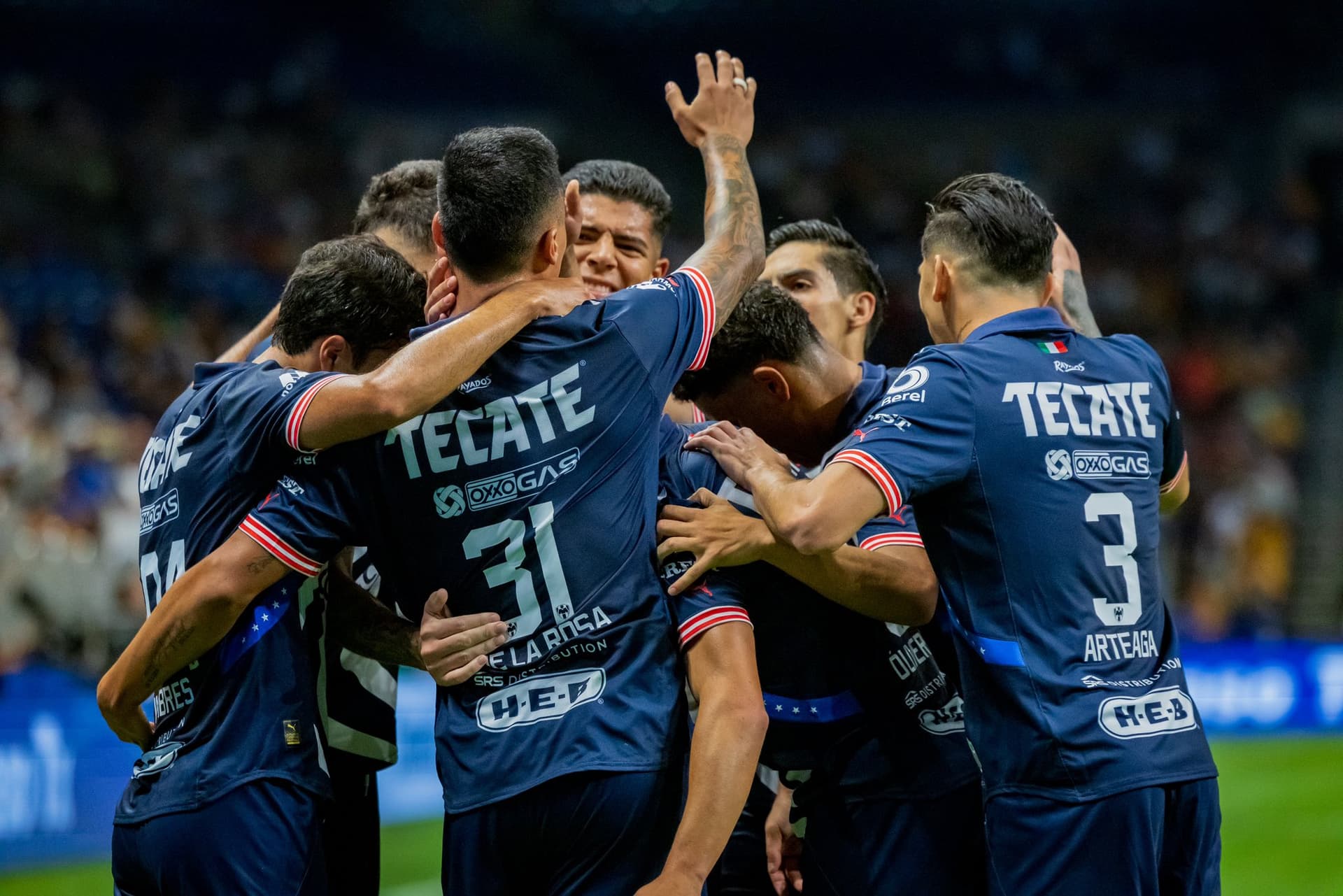 Rayados en el partido ante Tigres (Foto: @Rayados)