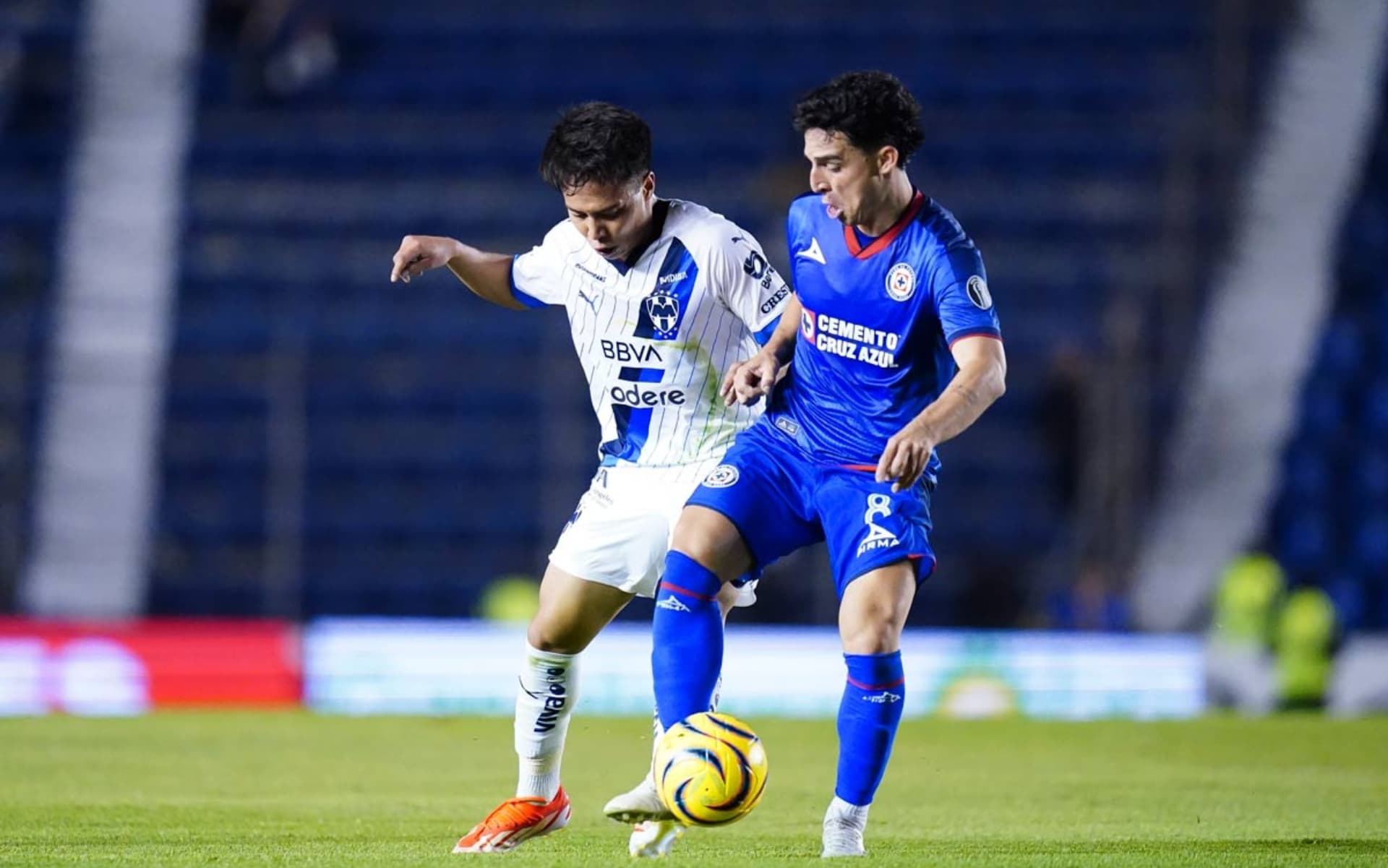 Rayados vs Cruz Azul. FOTO: Fútbol Total