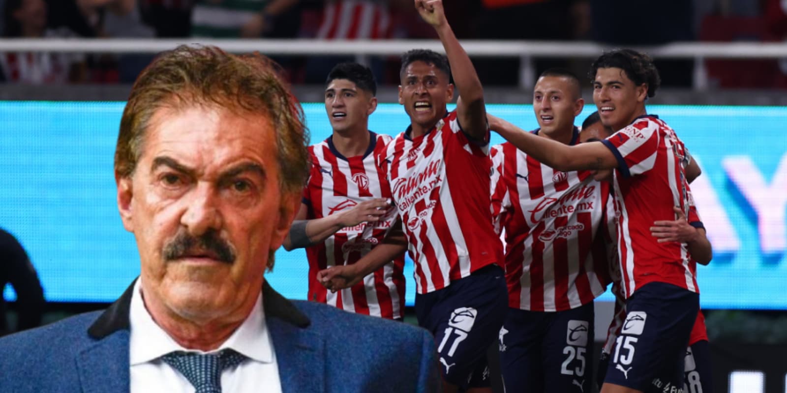Ricardo La Volpe junto a futbolistas de Chivas / FOTO FUTBOL TOTAL