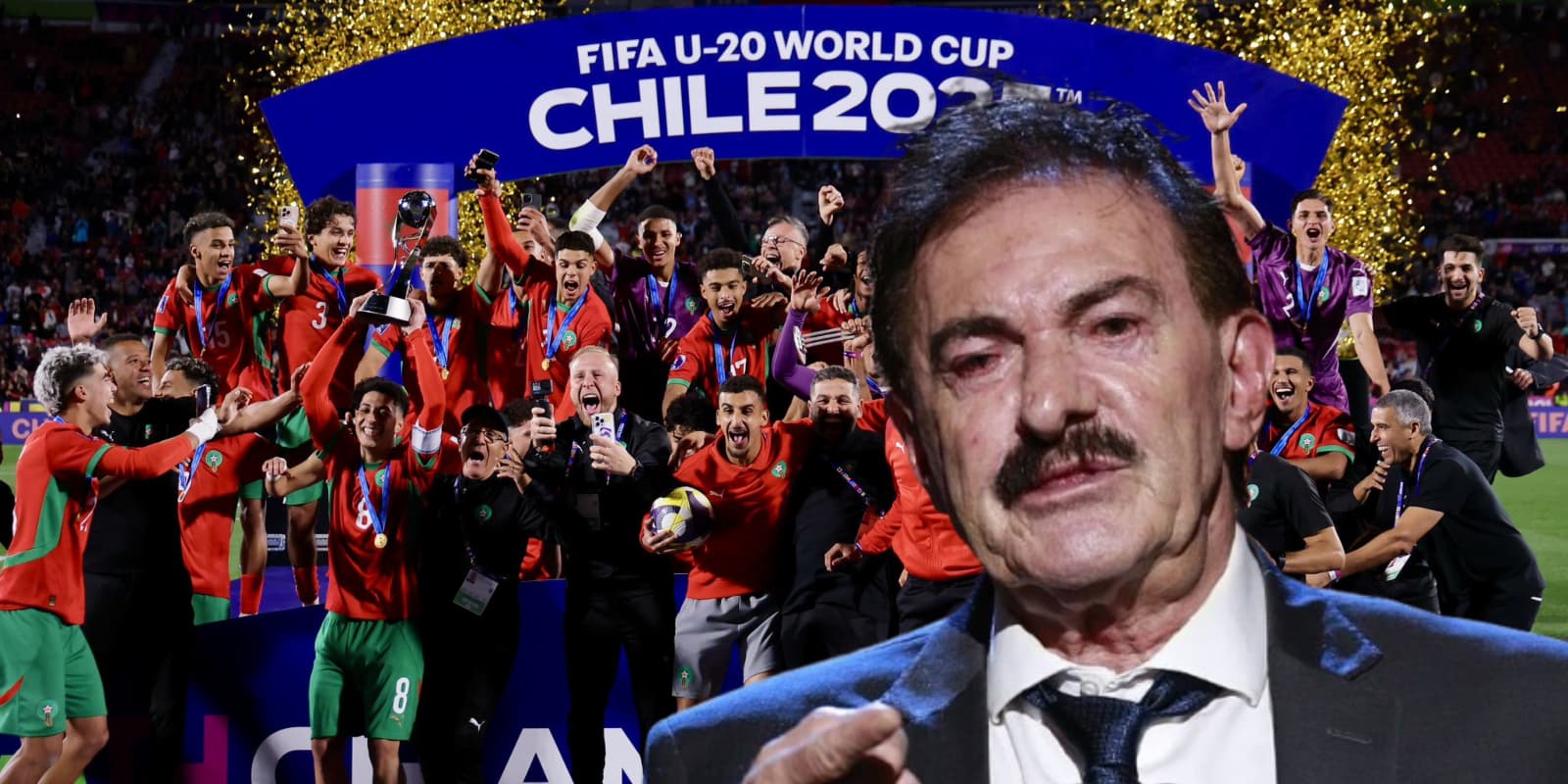 Ricardo La Volpe junto a futbolistas de Marruecos / FOTO MARCA