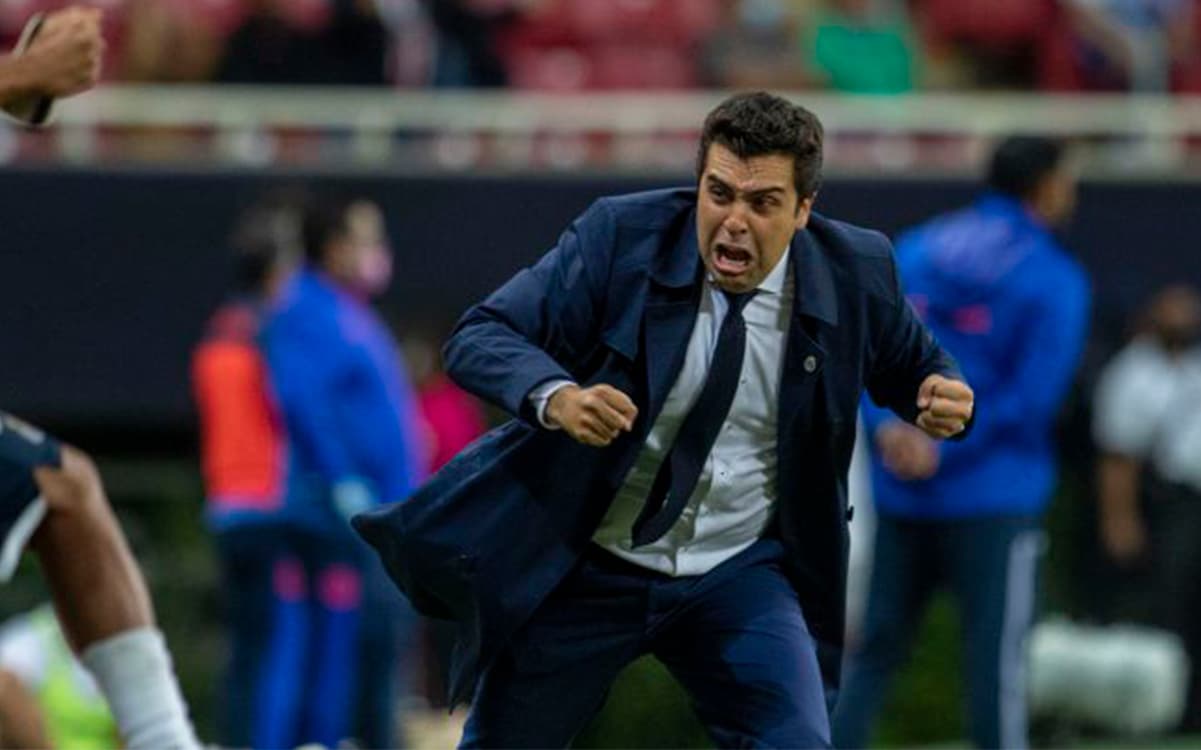 Ricardo Peláez puede estar tranquilo una semana más gracias a Marcelo Michel Leaño y su equipo.