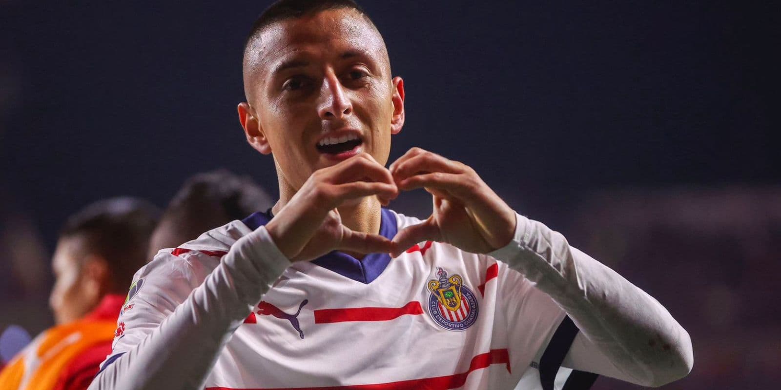 Roberto Alvarado (Foto: Chivas)