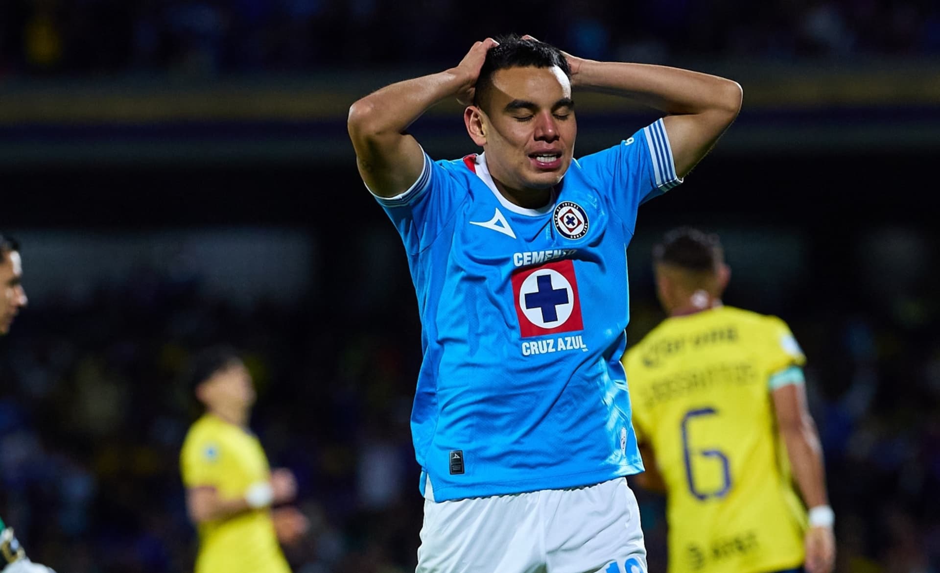 Rodríguez se lamenta una falla de gol (Fuente: Mexsports)