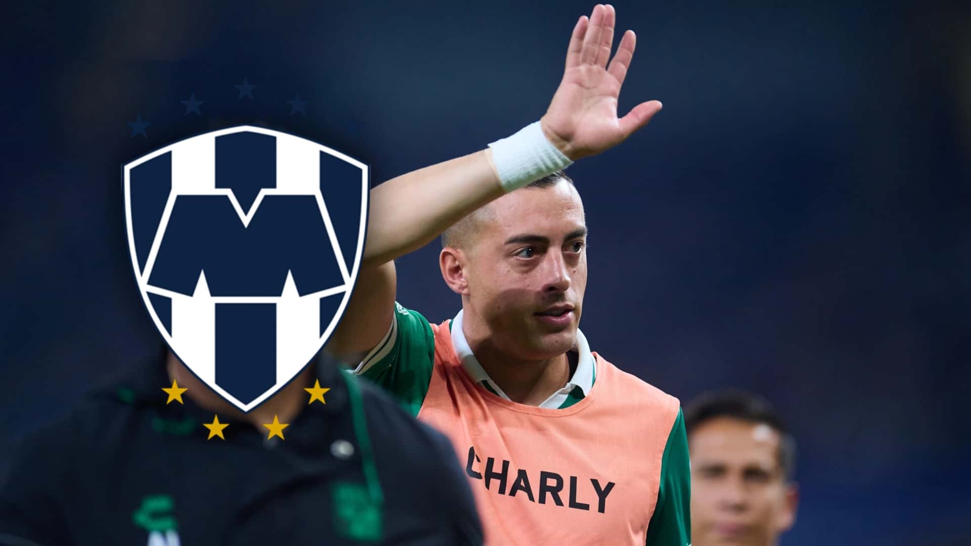 Rogelio Funes Mori en el calentamiento del Club León