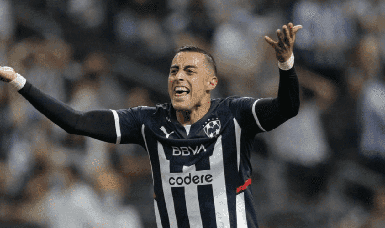 Rogelio Funes Mori se perdió el Clásico Regio por lesión